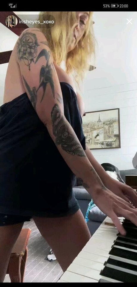 Обнаженная фотография утечки OnlyFans от Irisheyesxoxo