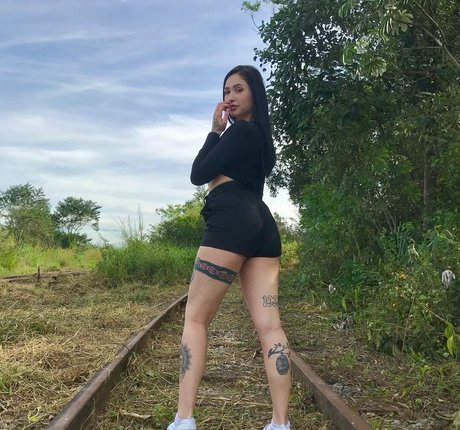 Alasti lekkinud OnlyFans-i pilt Bella S