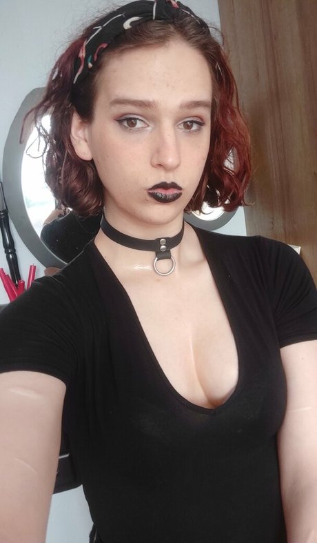 Naken läckt OnlyFans-bild av Melodyfluffing