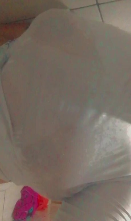 Foto di nudo di fuga di OnlyFans di Letfernaandess