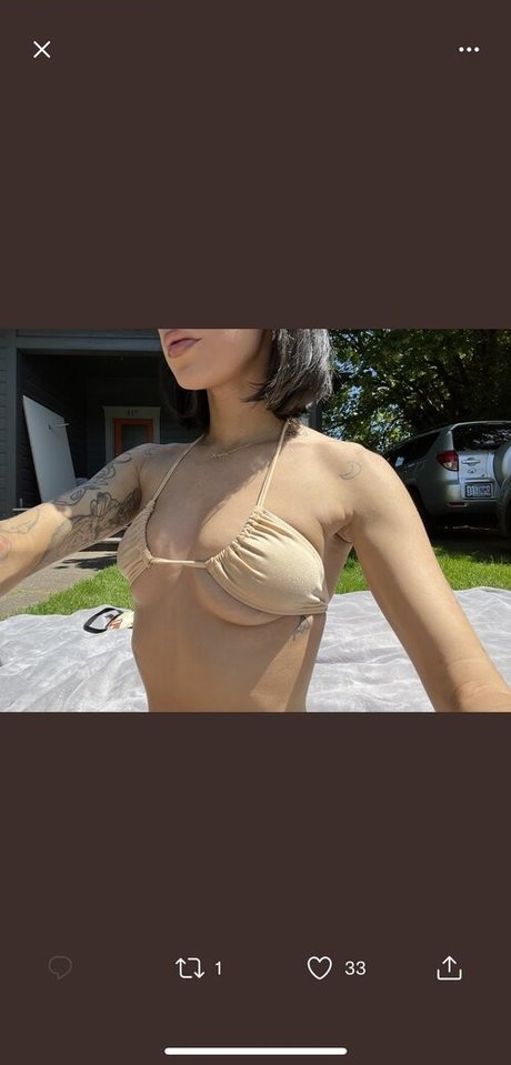 Alasti lekkinud OnlyFans-i pilt Fuckinterweb