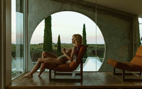 Naakte gelekte OnlyFans-foto van Marilyn Milk