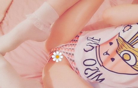 Naken läckt OnlyFans-bild av Lilbabysophh