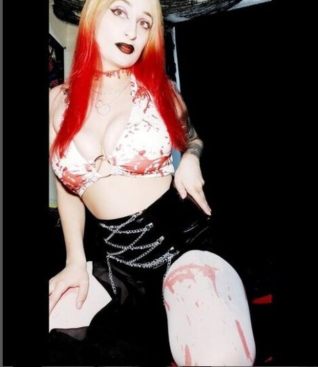 Naakte gelekte OnlyFans-foto van Thebloodwitch