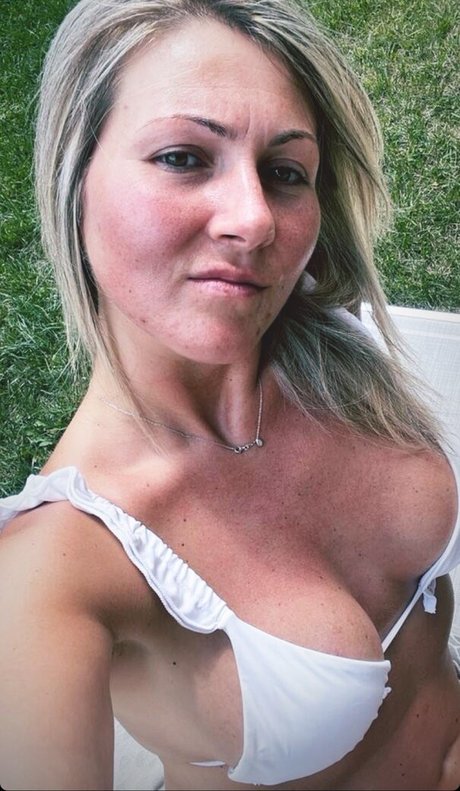 Nahá fotka uniklých OnlyFans od Betty Sokate