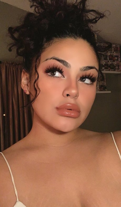 Обнаженная фотография утечки OnlyFans от Rosalbanaomi