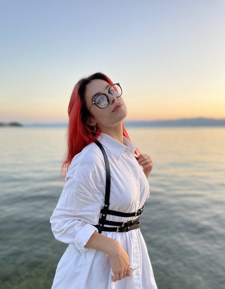 Nahá fotka uniklých OnlyFans od Exosiren