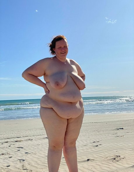 Photo nue de fuite OnlyFans de Plussizemum