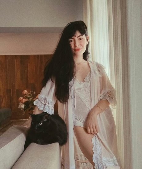 Foto di nudo di fuga di OnlyFans di Becca Frances