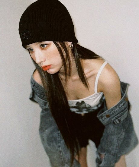 Nacktes geleaktes OnlyFans-Foto von Heejin