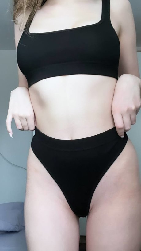 OnlyFans-model Lepreconnn