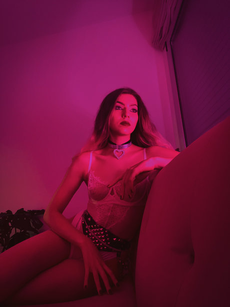 Alasti lekkinud OnlyFans-i pilt Sonia Anubis