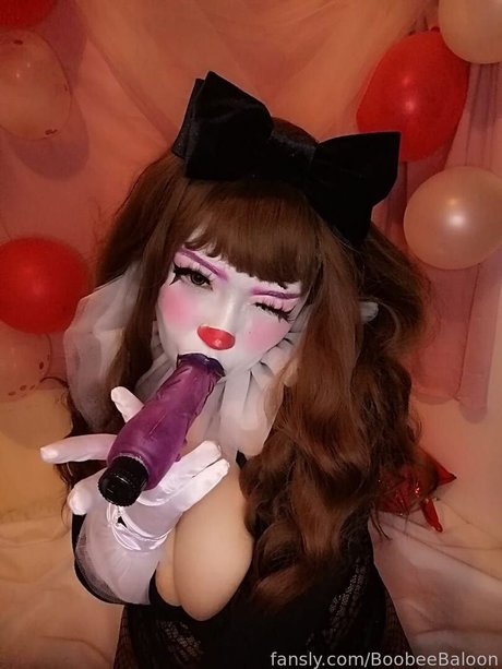 Naken lekkede OnlyFans-bilde av Boobee Clown