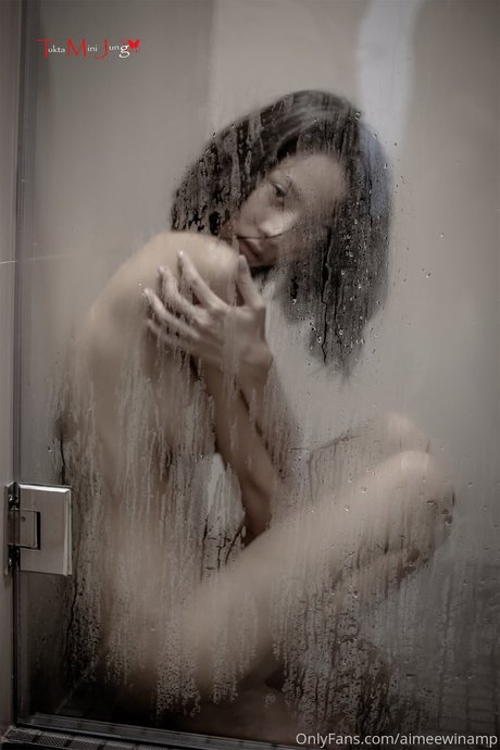 Win Amp naked leaks OnlyFans pic