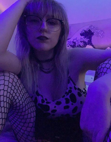 Alasti lekkinud OnlyFans-i pilt Sadcthulu666