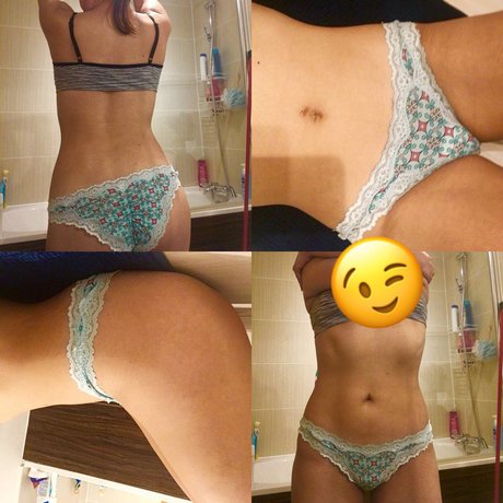 Naken läckt OnlyFans-bild av Tania Ivette