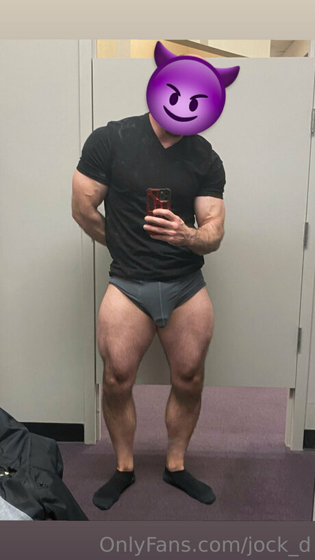 Naakte gelekte OnlyFans-foto van Jock D