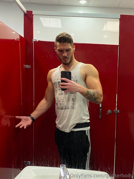 Photo nue de fuite OnlyFans de Gunterbody