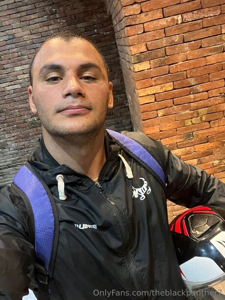 Nacktes geleaktes OnlyFans-Foto von Theblackpanther7