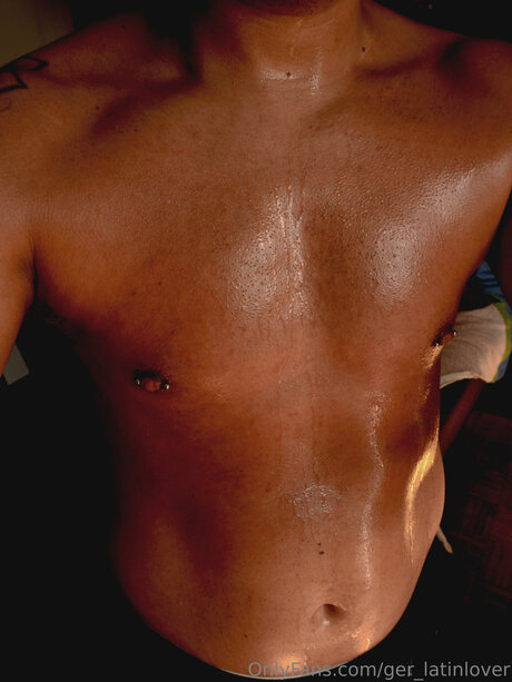 Alasti lekkinud OnlyFans-i pilt Ger Latinlover