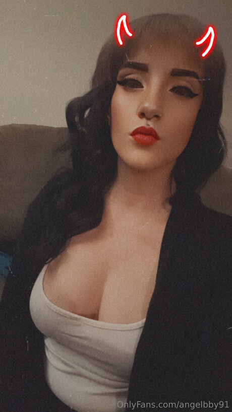Naken lekkede OnlyFans-bilde av Angelbby91