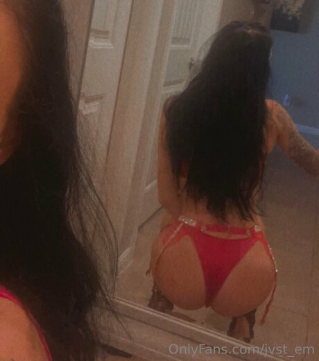 Photo nue de fuite OnlyFans de Jvst Em