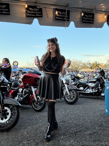 Nahá fotka uniklých OnlyFans od Msmiabb