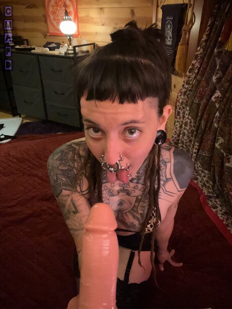 Naakte gelekte OnlyFans-foto van Iam Cmapd