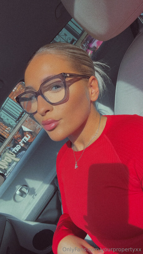 Nahá fotka uniklých OnlyFans od Yourpropertyxx