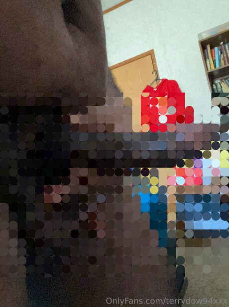 Alasti lekkinud OnlyFans-i pilt Terrydow94xxx