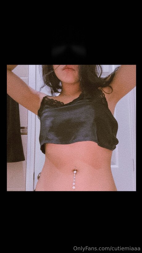 Cutiemiaaa naked leaks OnlyFans pic