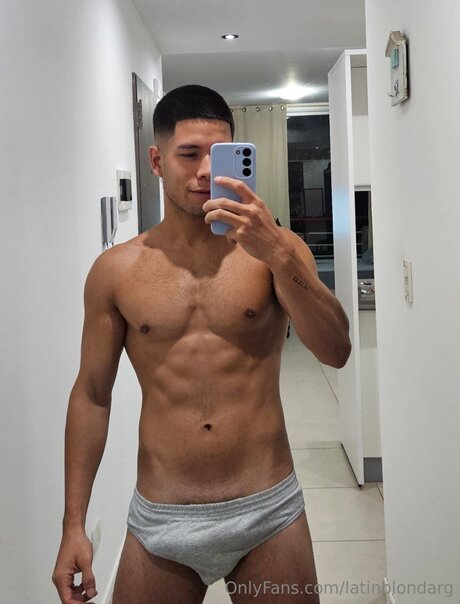 Foto desnuda filtrada de OnlyFans de Latinblondarg