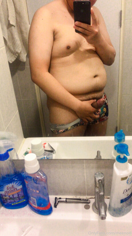 Meenoill naked leaks OnlyFans pic