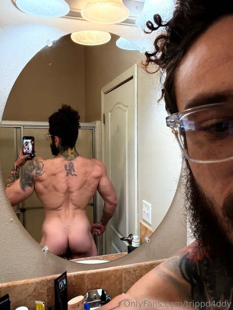 Naken lekkede OnlyFans-bilde av Trippd4ddy