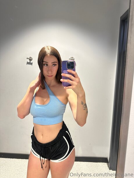 Naken lekkede OnlyFans-bilde av Thelucyjane