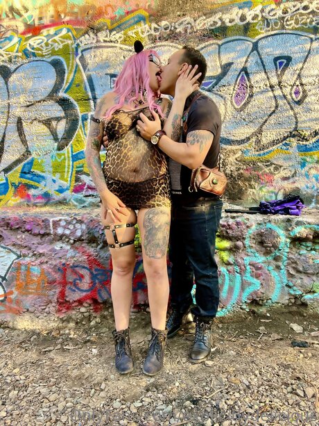 Naken lekkede OnlyFans-bilde av Explicitlydelicious