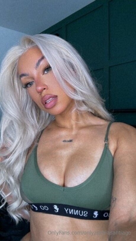 Foto desnuda filtrada de OnlyFans de Onlyzashiasantiago