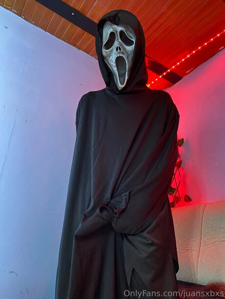Naken lekkede OnlyFans-bilde av Juansxbxs