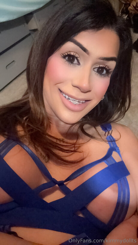 Alasti lekkinud OnlyFans-i pilt Kimmydollts