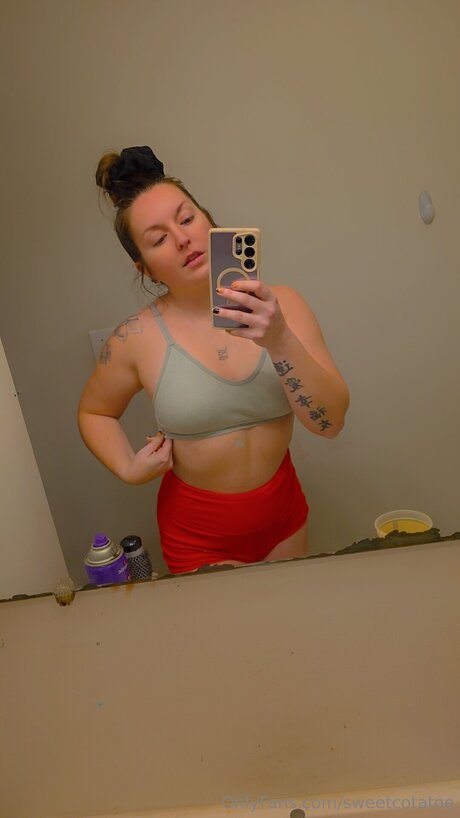 Naken lekkede OnlyFans-bilde av Sweetcotatoe