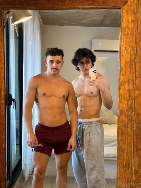 Nacktes geleaktes OnlyFans-Foto von Dragonrojoofree