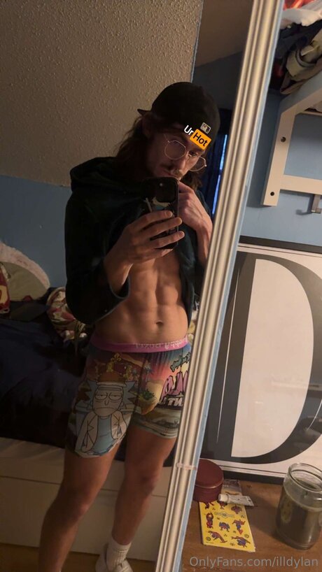 Nahá fotka uniklých OnlyFans od Illdylan