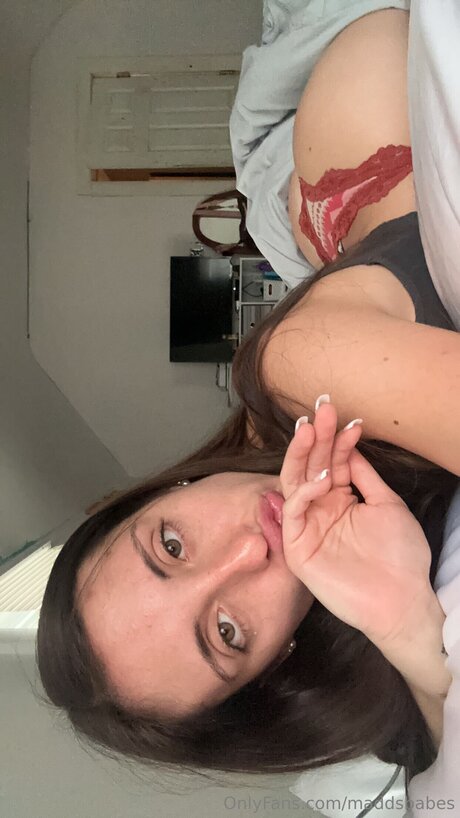 Maddsbabes naked leaks OnlyFans pic