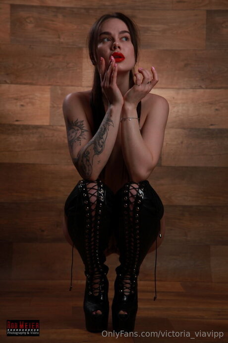 Обнаженная фотография утечки OnlyFans от Victoria Viavipp
