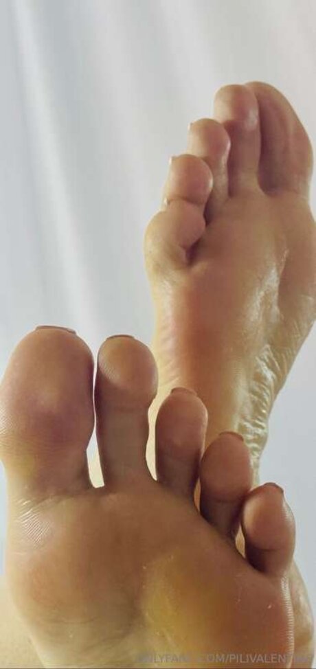 Foto di nudo di fuga di OnlyFans di Pilivalentine