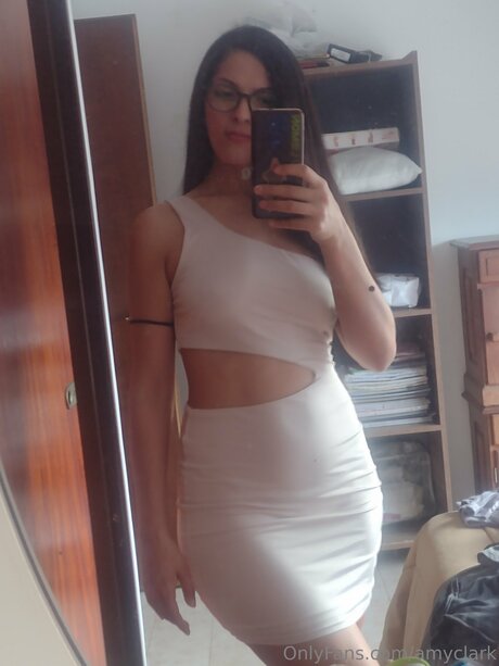 Naken läckt OnlyFans-bild av Amyclark