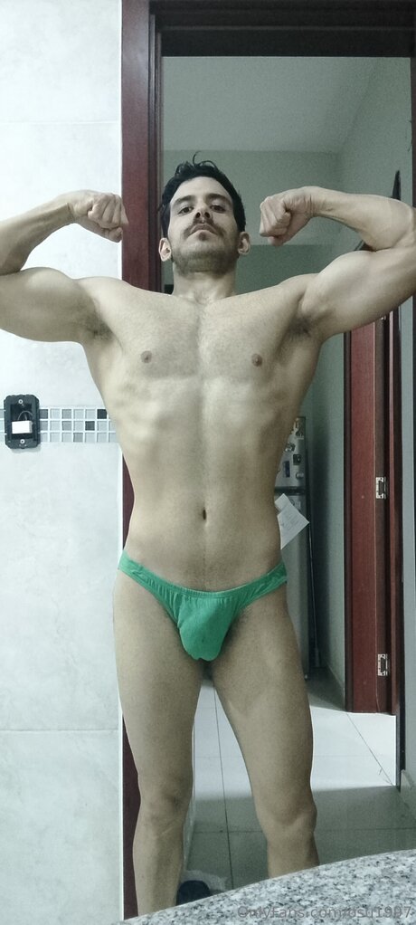 Обнаженная фотография утечки OnlyFans от Osu1997