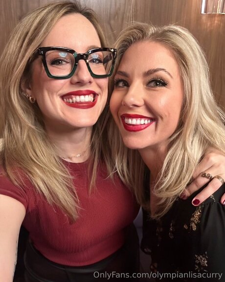 Foto di nudo di fuga di OnlyFans di Olympianlisacurry