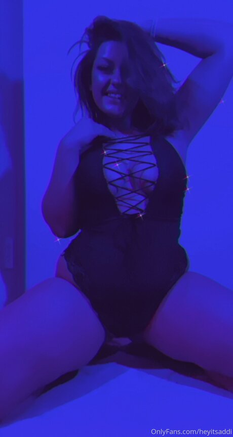 Naken lekkede OnlyFans-bilde av Heyitsaddi
