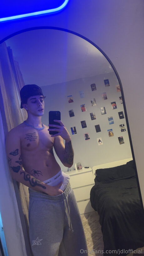 Naken lekkede OnlyFans-bilde av Jdlofficial